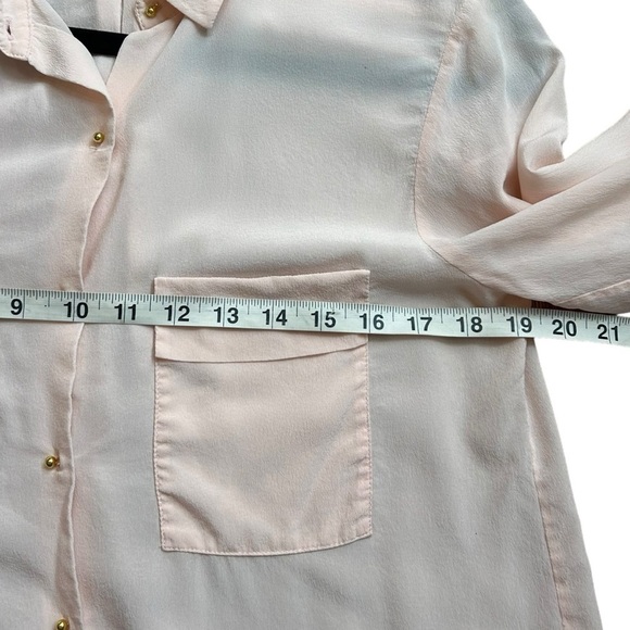 Club Monaco Women's 100% Silk Button Down Blouse- Size Small - Picture 7 of 8